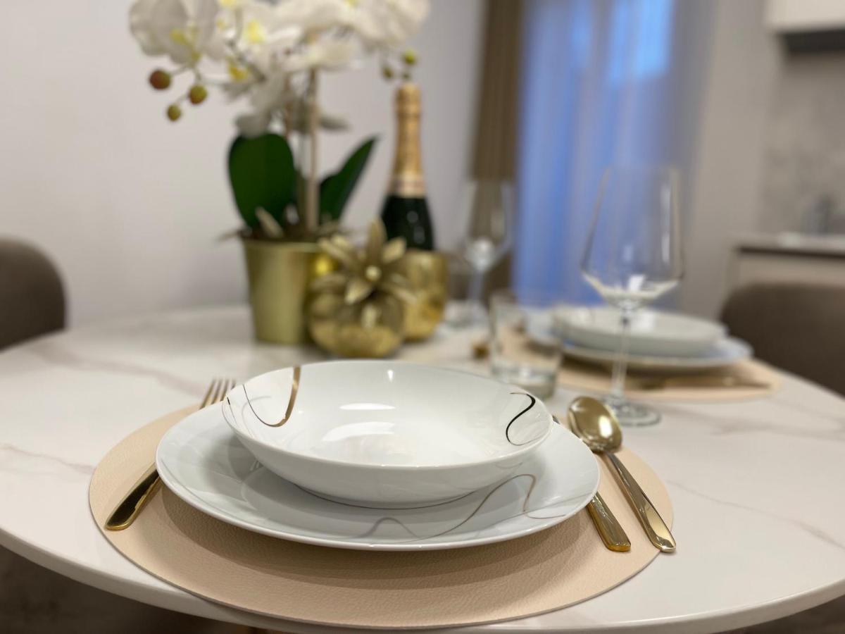 Bellagio Luxury Suites Apartments Экстерьер фото