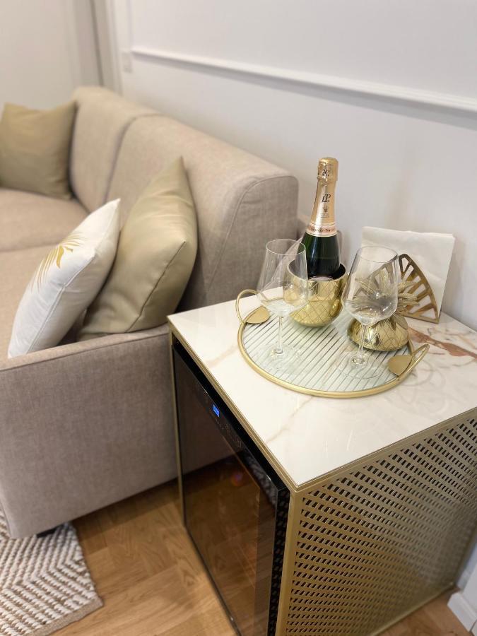Bellagio Luxury Suites Apartments Экстерьер фото